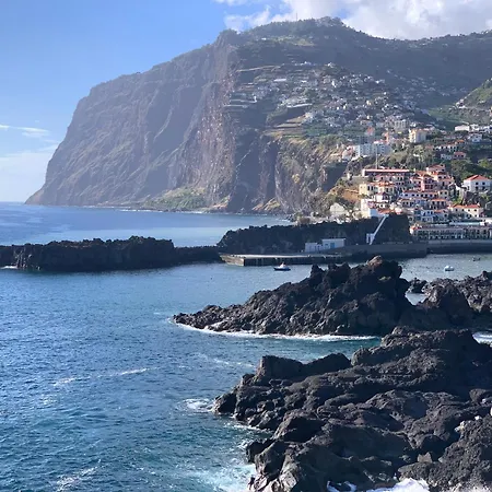 Pakisa-holidays * Funchal (Madeira)