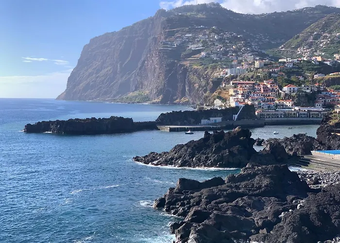 Pakisa-holidays * Funchal (Madeira)